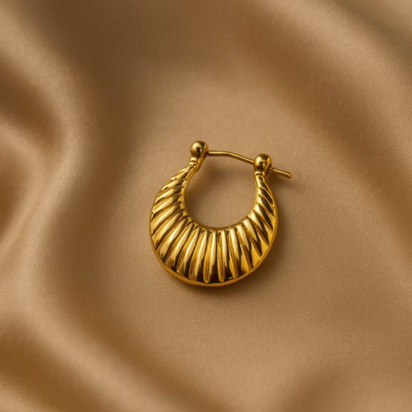 Linear Detailing Oval Sleek Hoops - Image 3