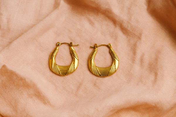 Earring 7 - Image 2
