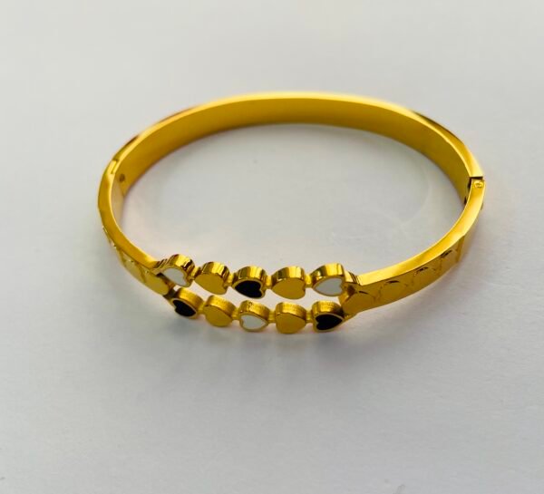 Elegant Criss-Cross Bracelet - Image 3