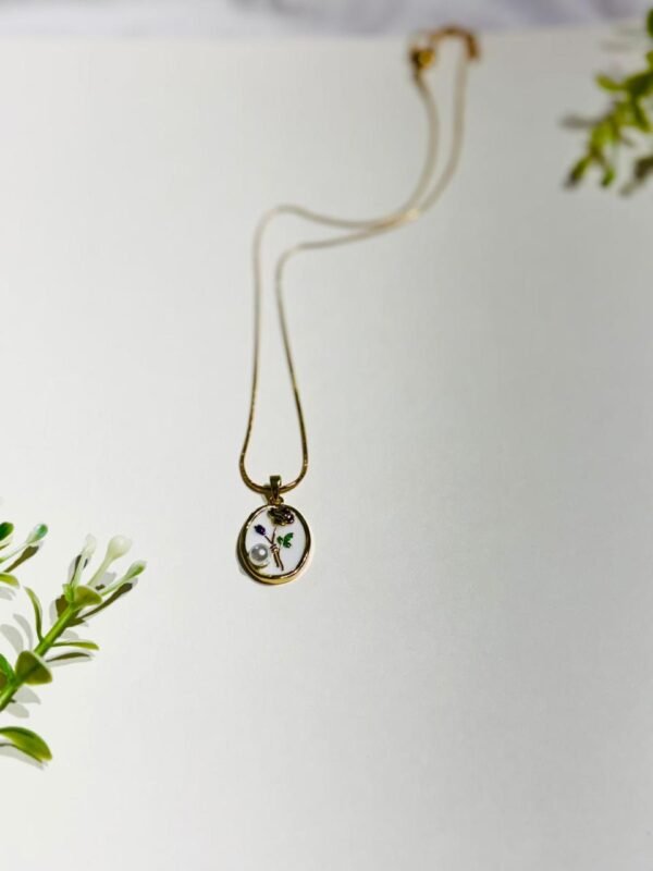 White Pendant Necklace - Image 2