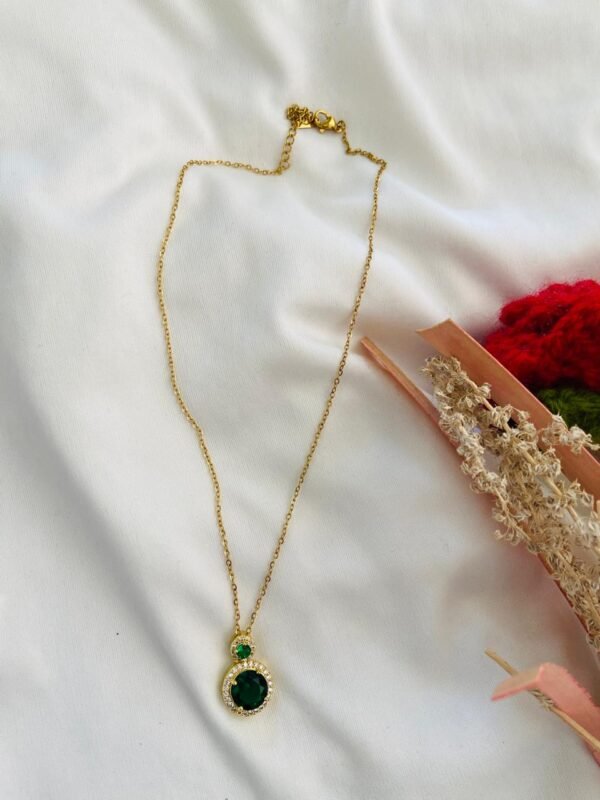Classic Emerald Pendant Necklace - Image 5